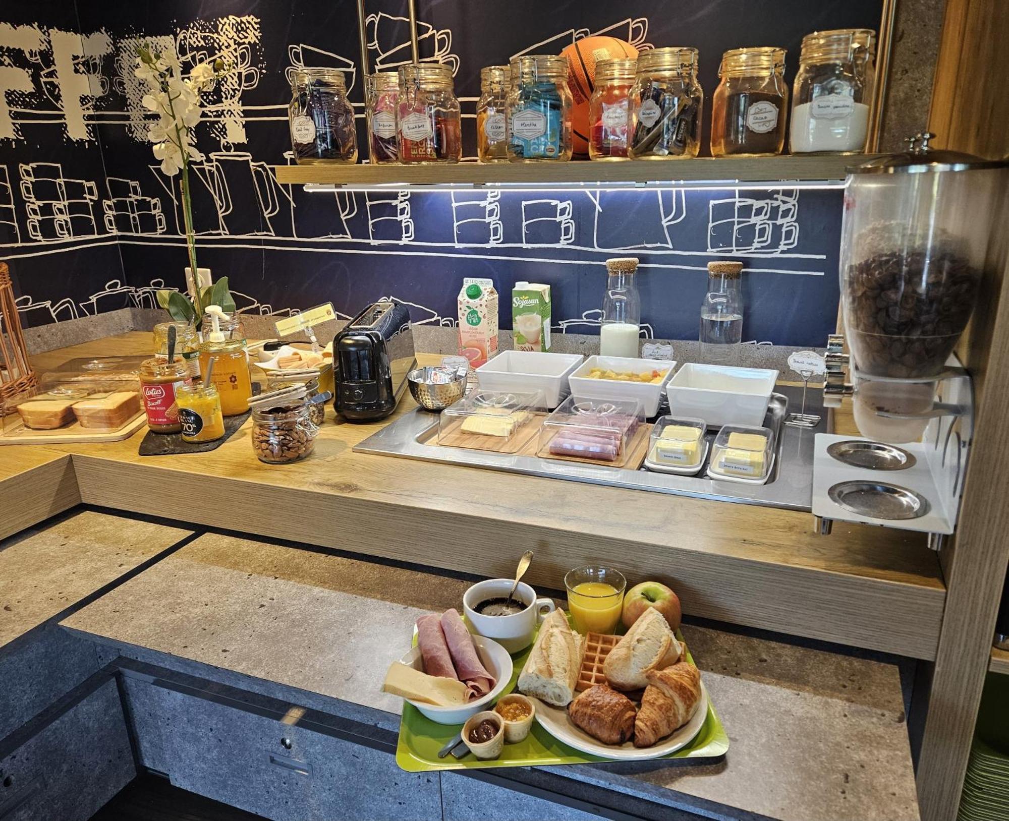 אובייר Ibis Budget Clermont Ferrand Sud מראה חיצוני תמונה
