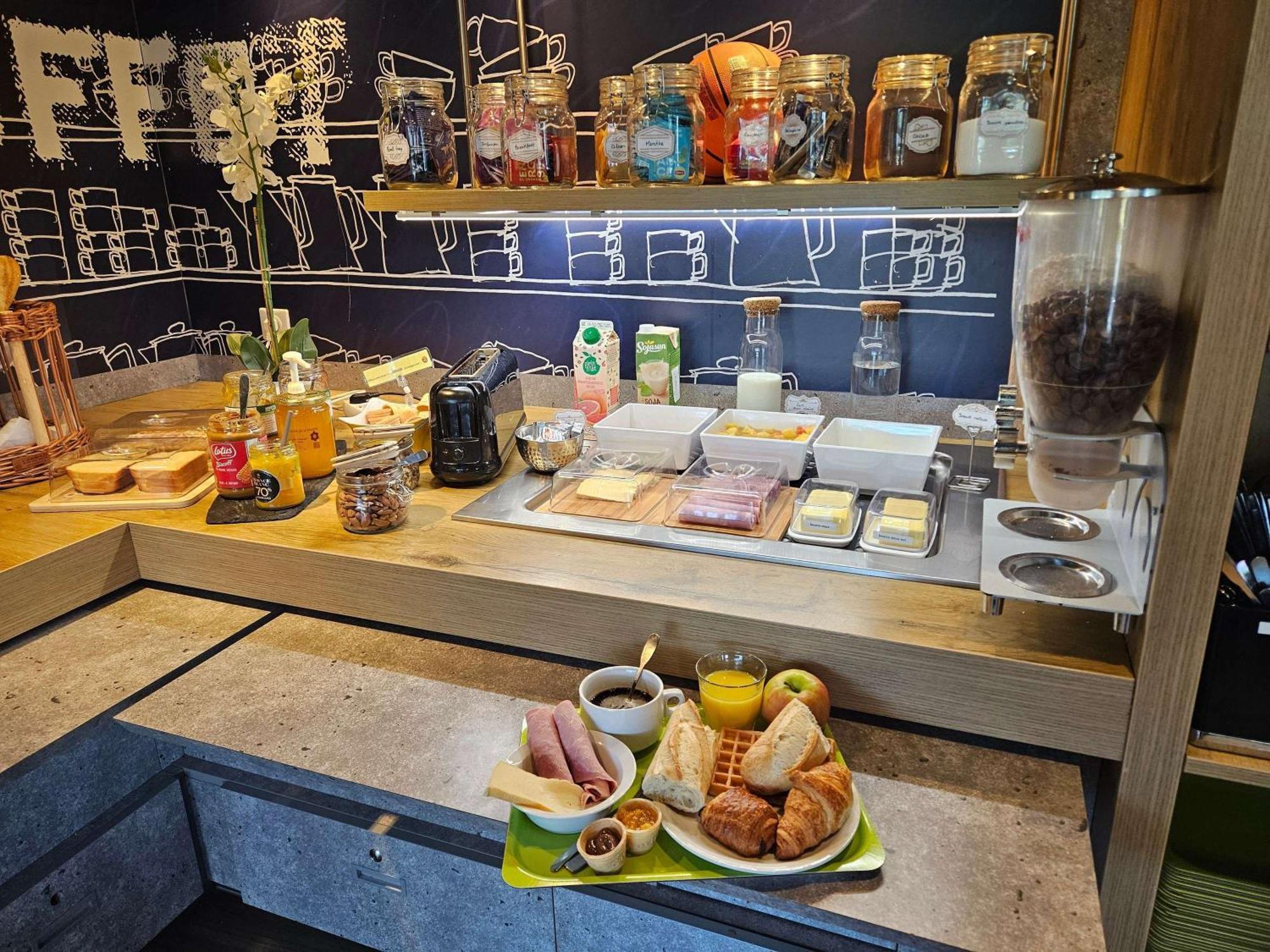 אובייר Ibis Budget Clermont Ferrand Sud מראה חיצוני תמונה