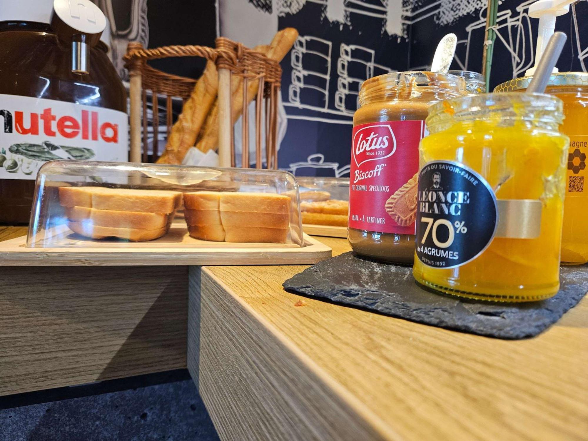 אובייר Ibis Budget Clermont Ferrand Sud מראה חיצוני תמונה